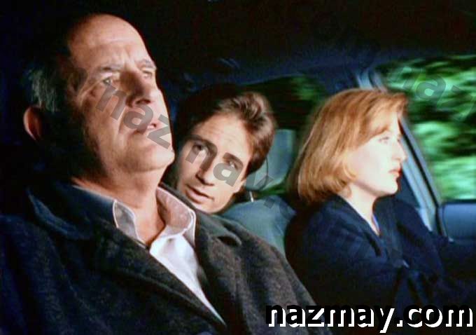 クリス・カーターが「The X-Files」の遺産を語り、テレビに戻り、コメントを読む必要がある理由